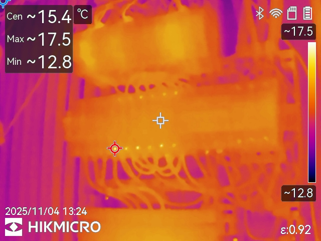 Warmtebeeldopname (HIKMICRO) van bedrading met temperatuurmeting
